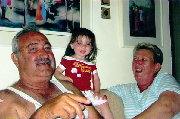 -ואמא-עם-דני-הבת-של-סטיוארט1